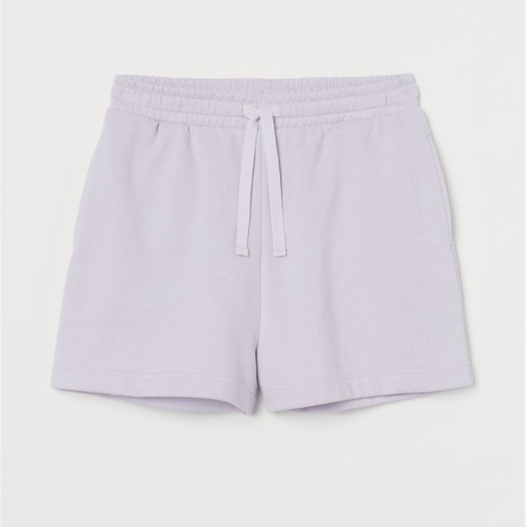 Light Purple Sweatshirt and Sweatshorts set - Picture 5 of 7